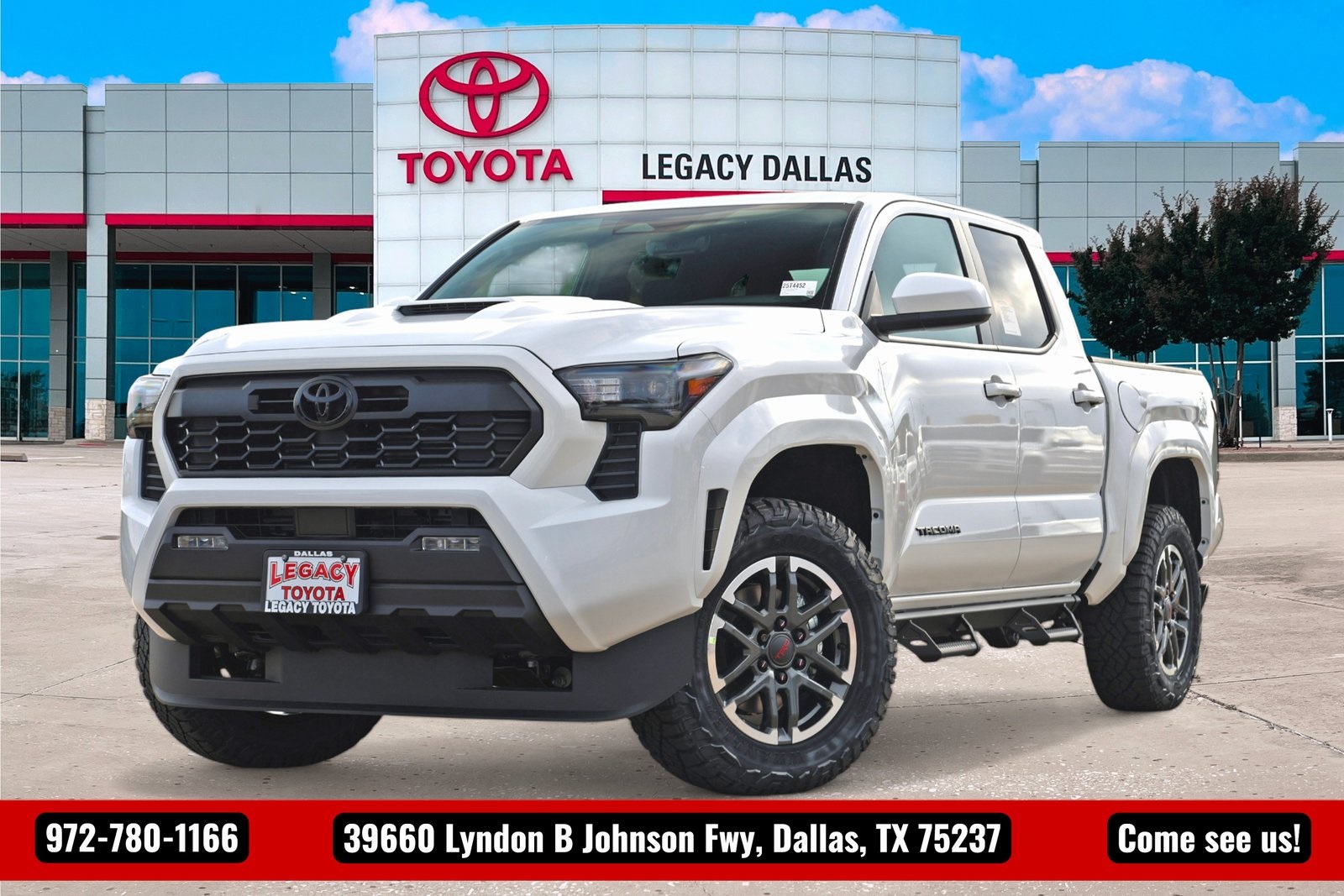 2025 Toyota Tacoma TRD Sport's photo