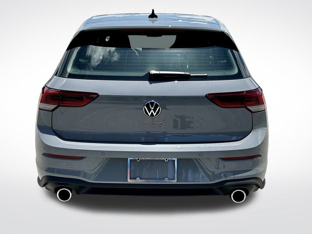2025 Volkswagen Golf GTI SE photo 3