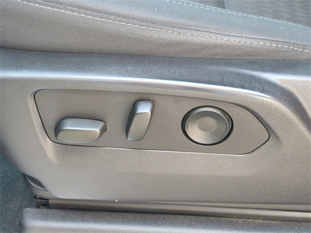 2023 Chevrolet Silverado 1500 RST photo 34