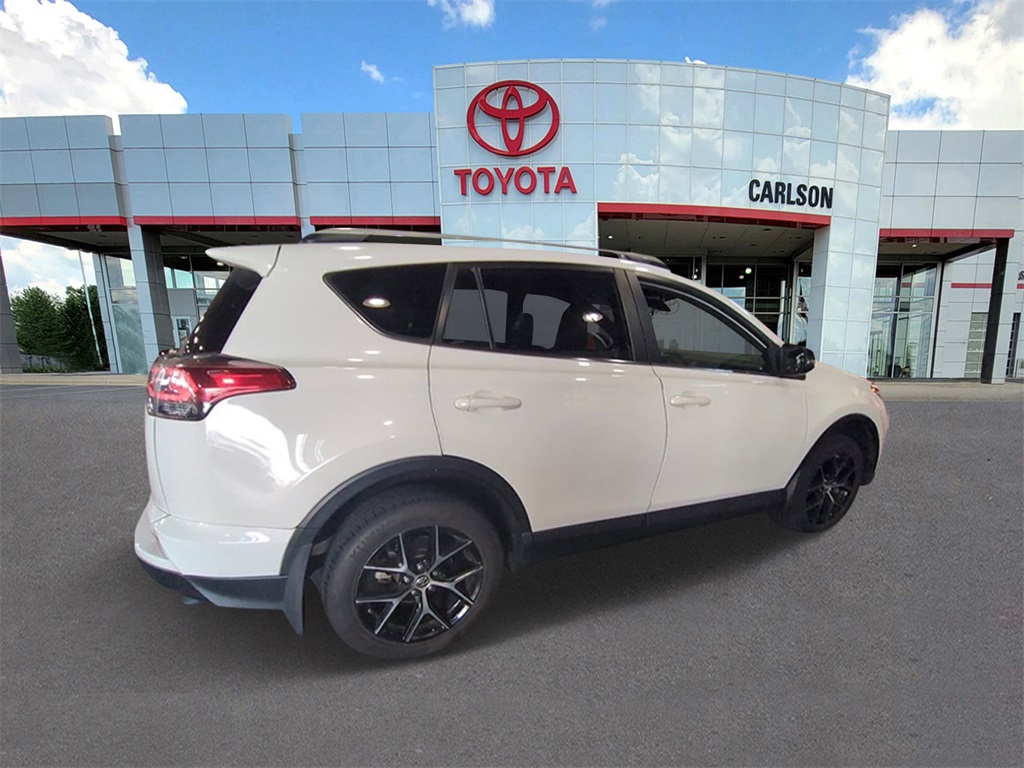 Certified 2018 Toyota RAV4 SE with VIN JTMJFREV1JJ736808 for sale in Minneapolis, Minnesota