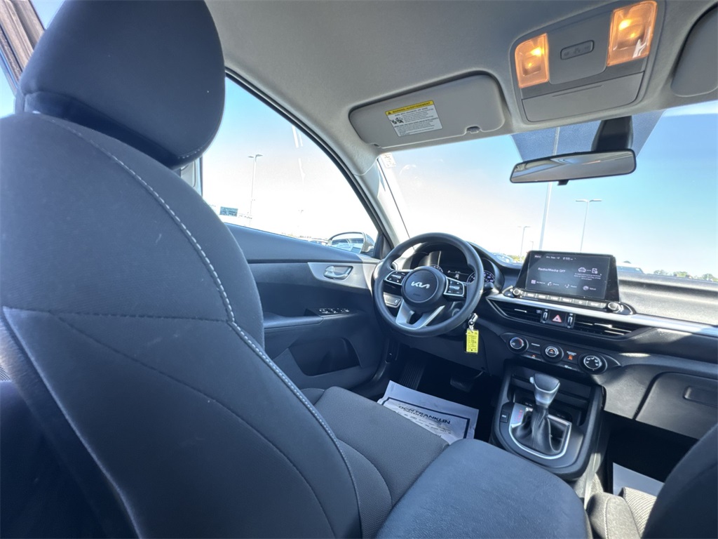2022 Kia Forte LXS photo 15