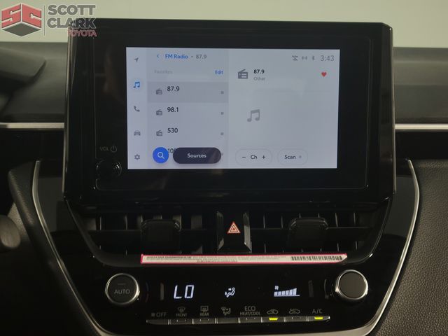 2024 Toyota Corolla LE photo 19