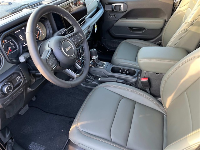 2025 Jeep Gladiator Mojave photo 18