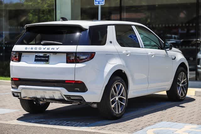 2024 Land Rover Discovery Sport S photo 4