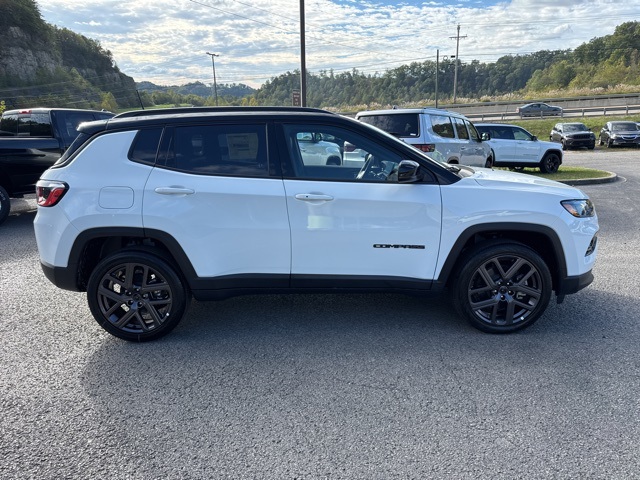 2026 Jeep Compass Limited photo 2