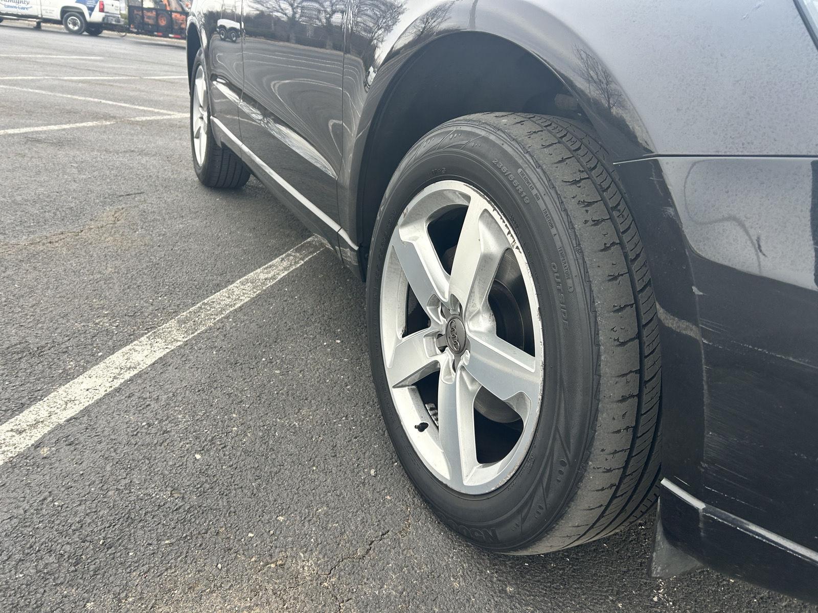 Used 2012 Audi Q5 Premium with VIN WA1LFAFP6CA096375 for sale in Kansas City