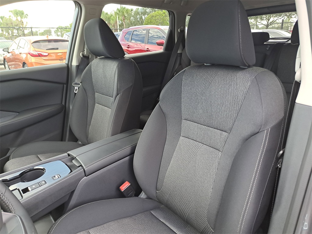 2026 Nissan Rogue SV photo 20