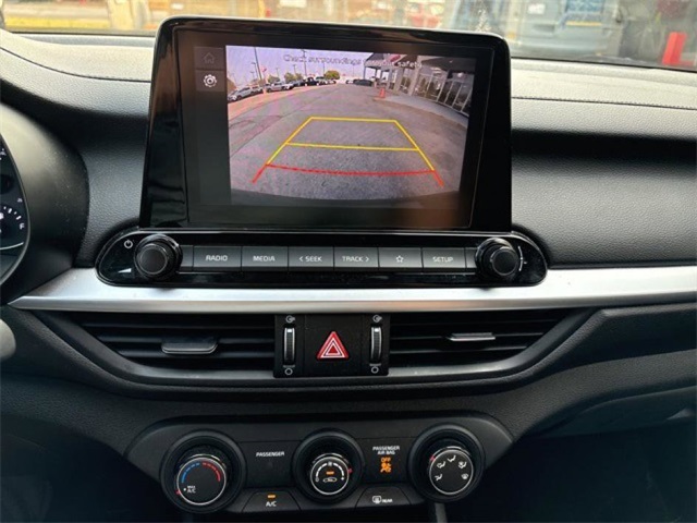 2023 Kia Forte LX photo 13