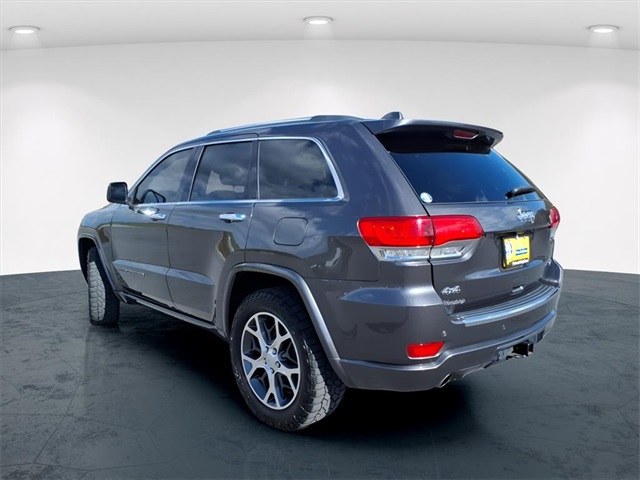 2019 Jeep Grand Cherokee Overland photo 3