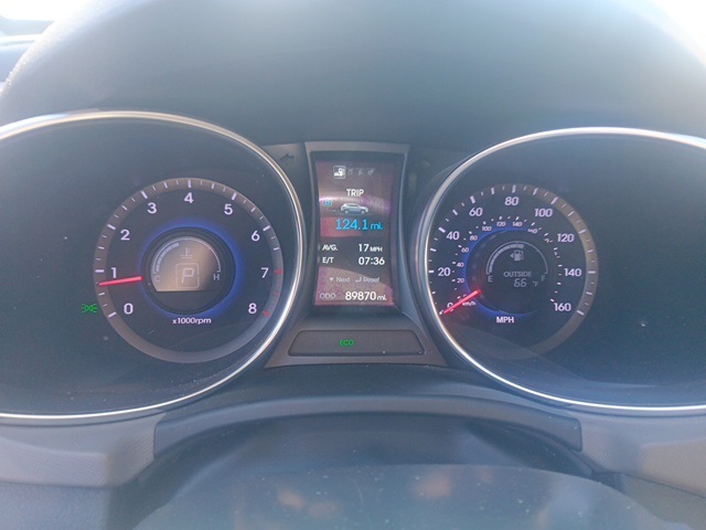 2013 Hyundai Santa Fe Sport photo 2