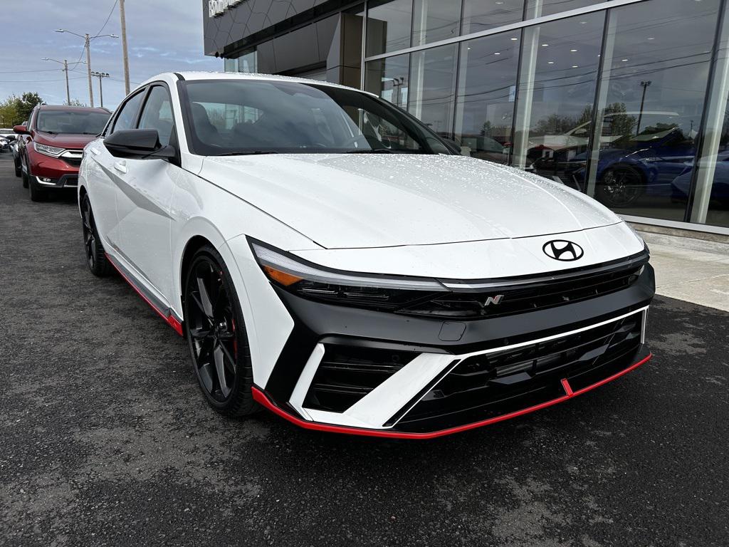 2025 Hyundai Elantra N photo 2