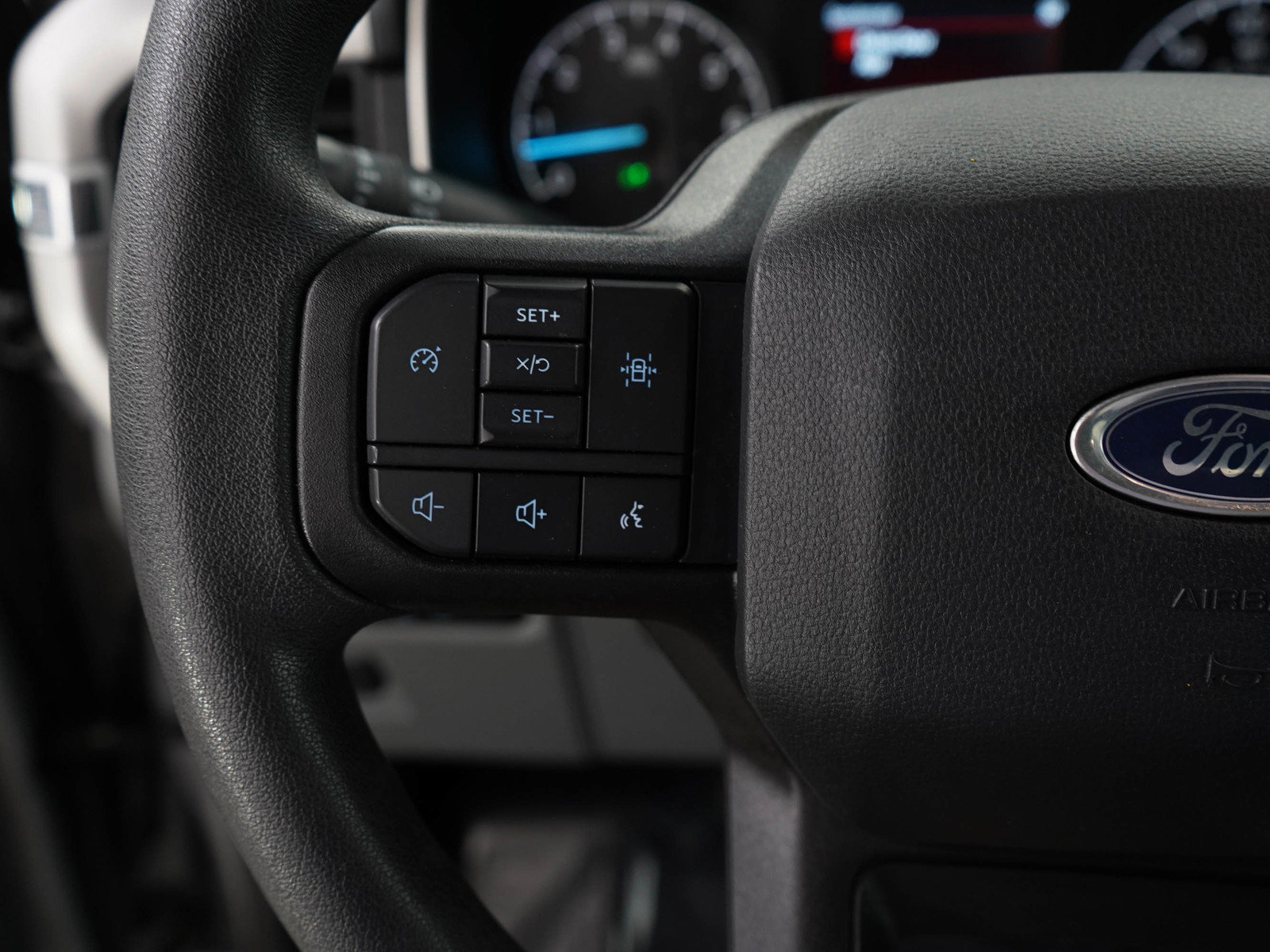 2023 Ford F-150 XLT photo 20