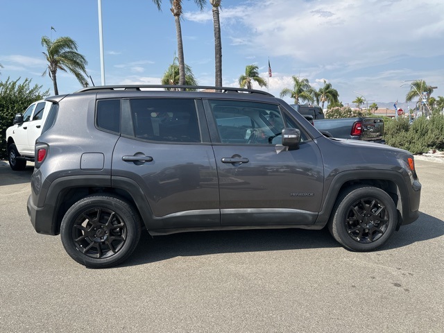 2019 Jeep Renegade Latitude photo 8