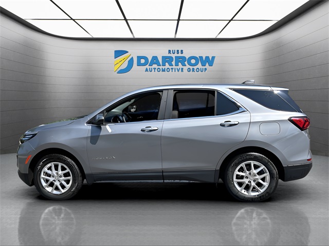 2023 Chevrolet Equinox LT photo 2