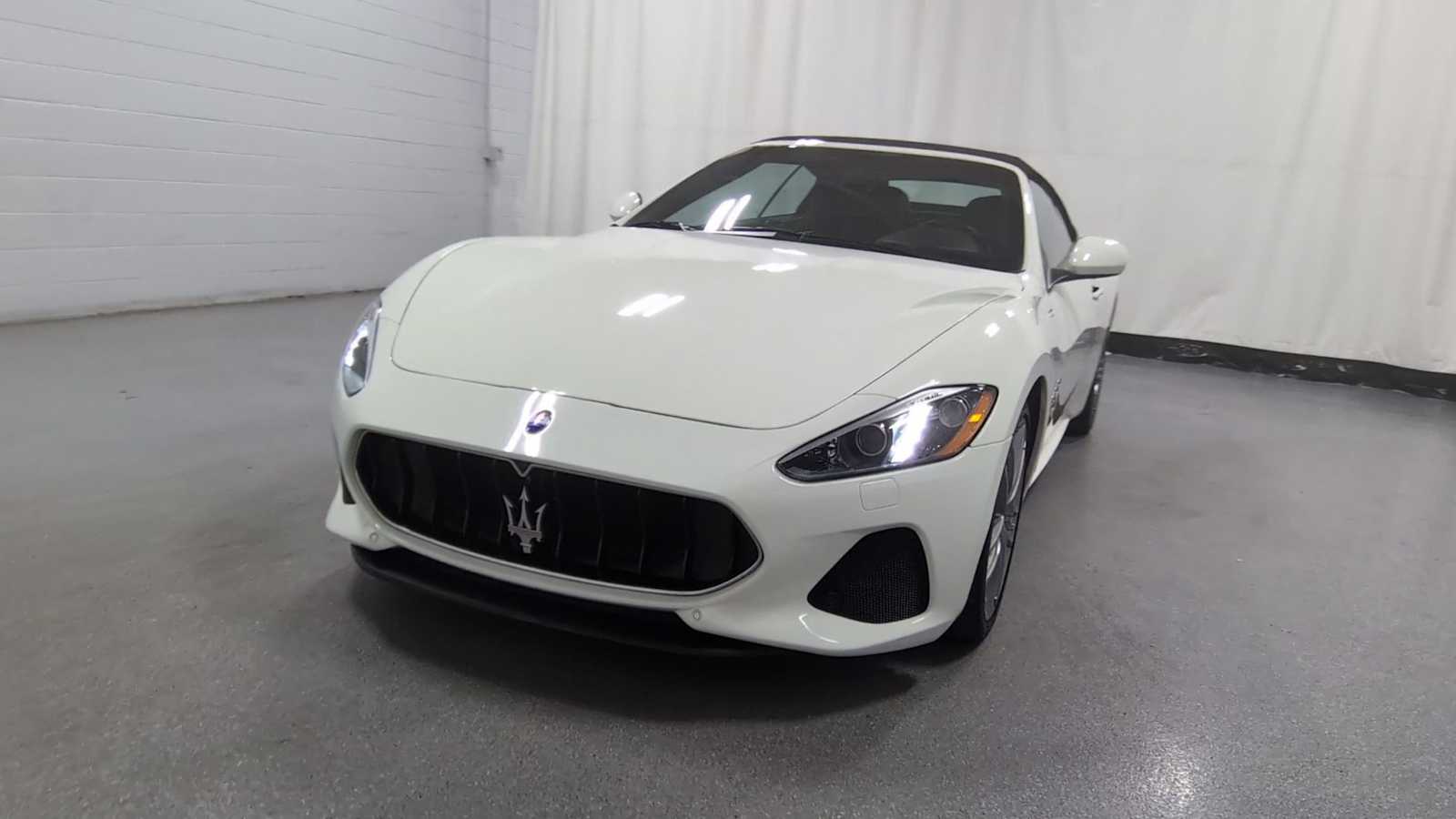 2018 Maserati Granturismo Sport photo 2