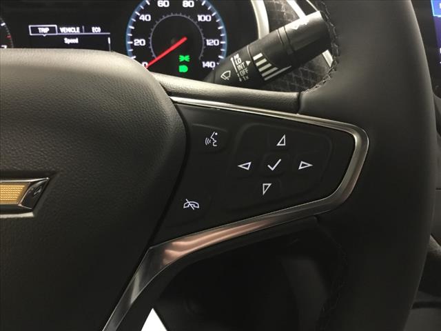 2025 Chevrolet Malibu photo 8
