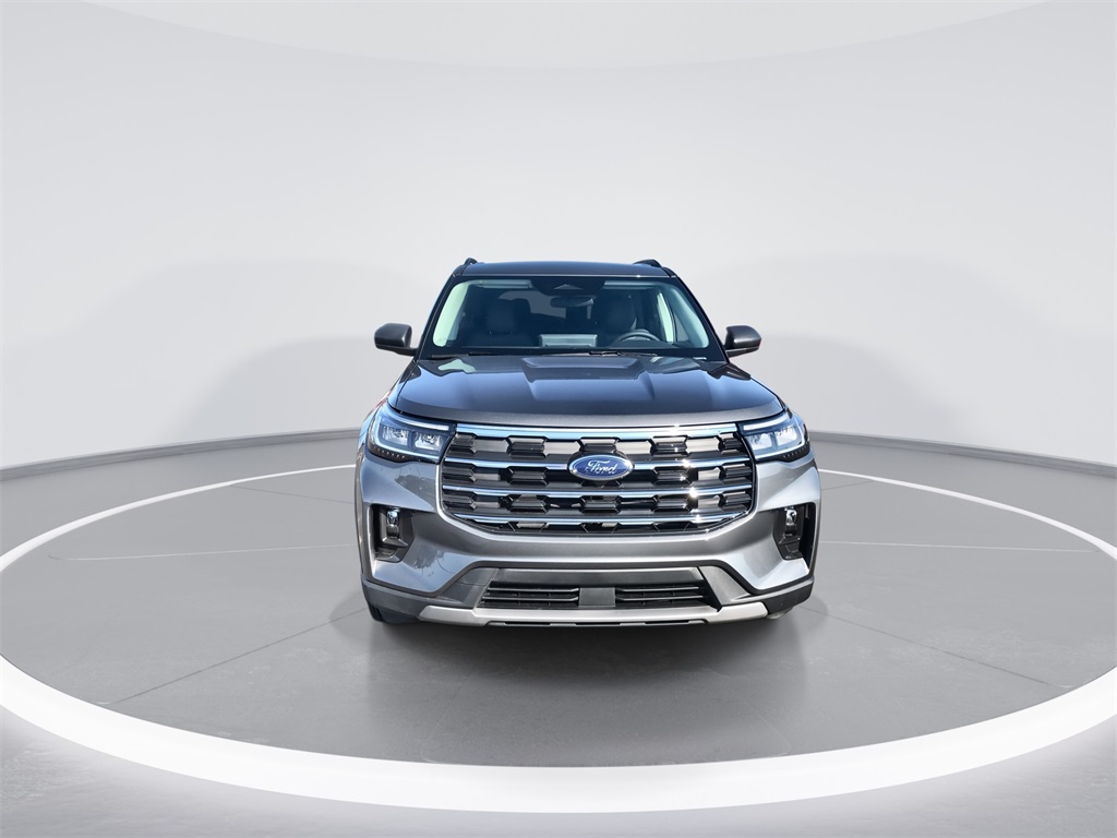 2026 Ford Explorer photo 3