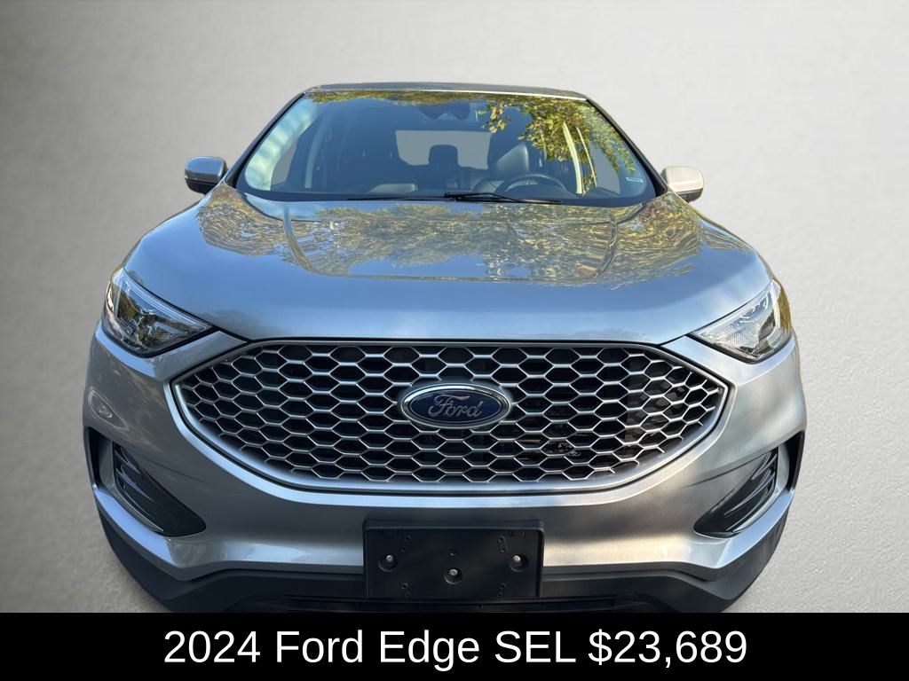 2024 Ford Edge SEL photo 8