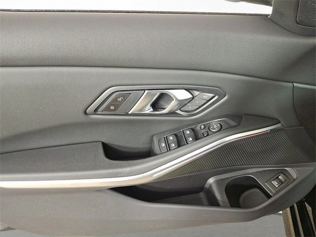 2025 Bmw 330i xDrive photo 12