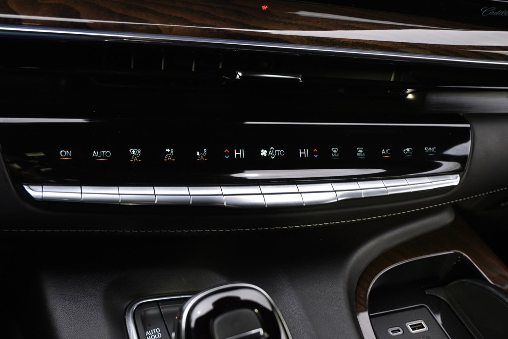 2024 Cadillac Escalade ESV Premium Luxury Platinum photo 32