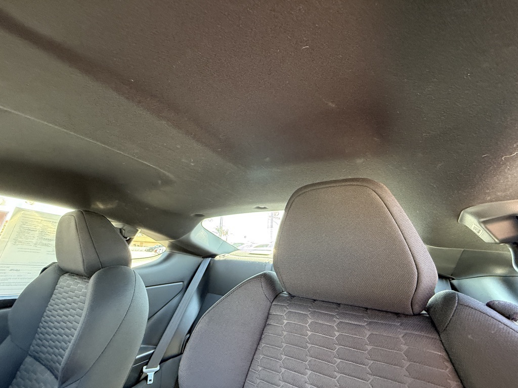 2024 Toyota GR86 Base photo 17