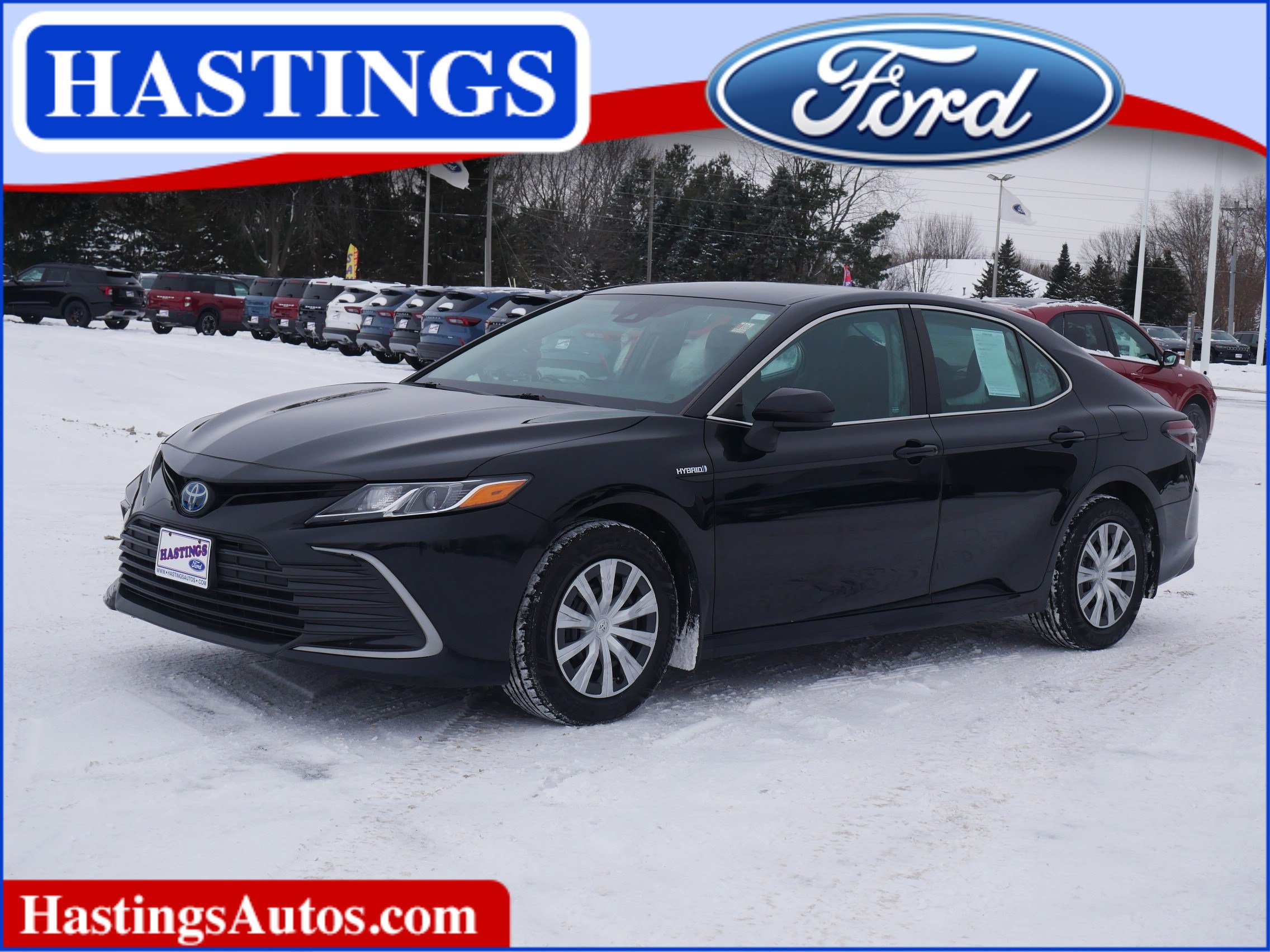 2021 Toyota Camry LE's photo