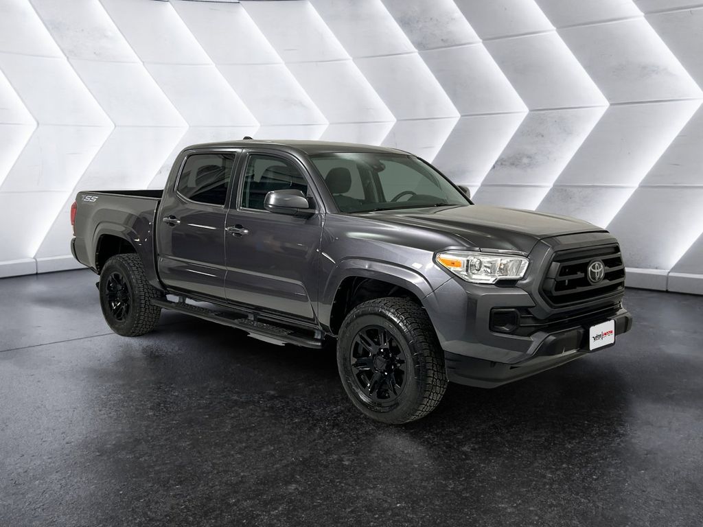 2022 Toyota Tacoma SR's photo