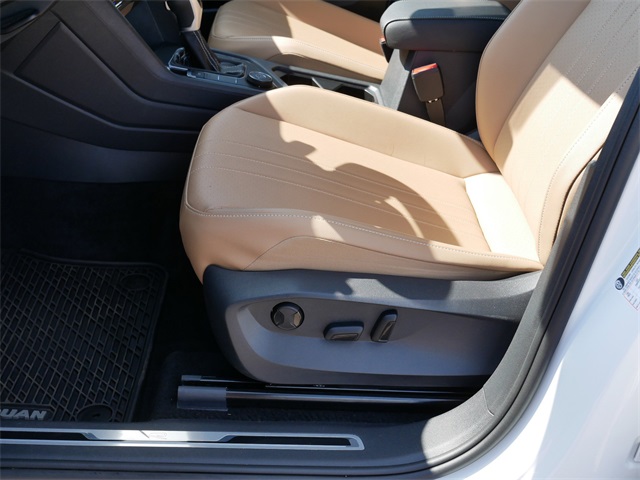 2023 Volkswagen Tiguan SE R-Line Black photo 13