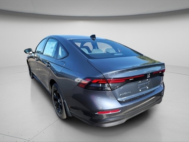 2025 Honda Accord SE photo 4