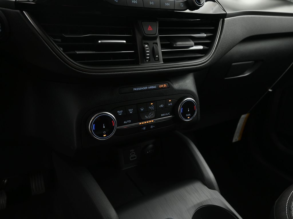 2025 Ford Escape Active photo 14