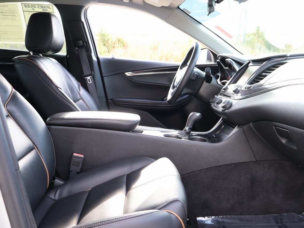 2016 Chevrolet Impala LTZ photo 9
