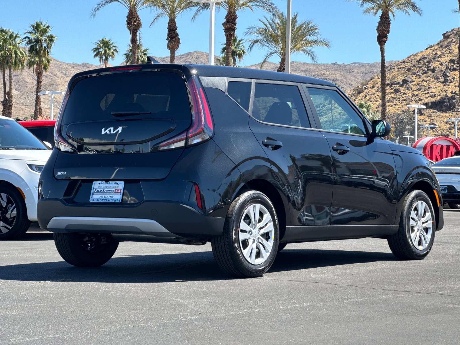 2025 Kia Soul LX photo 3