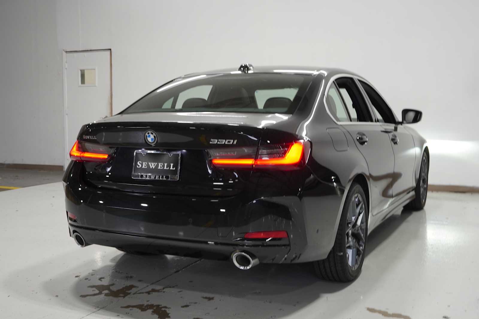 2025 Bmw 330i photo 4