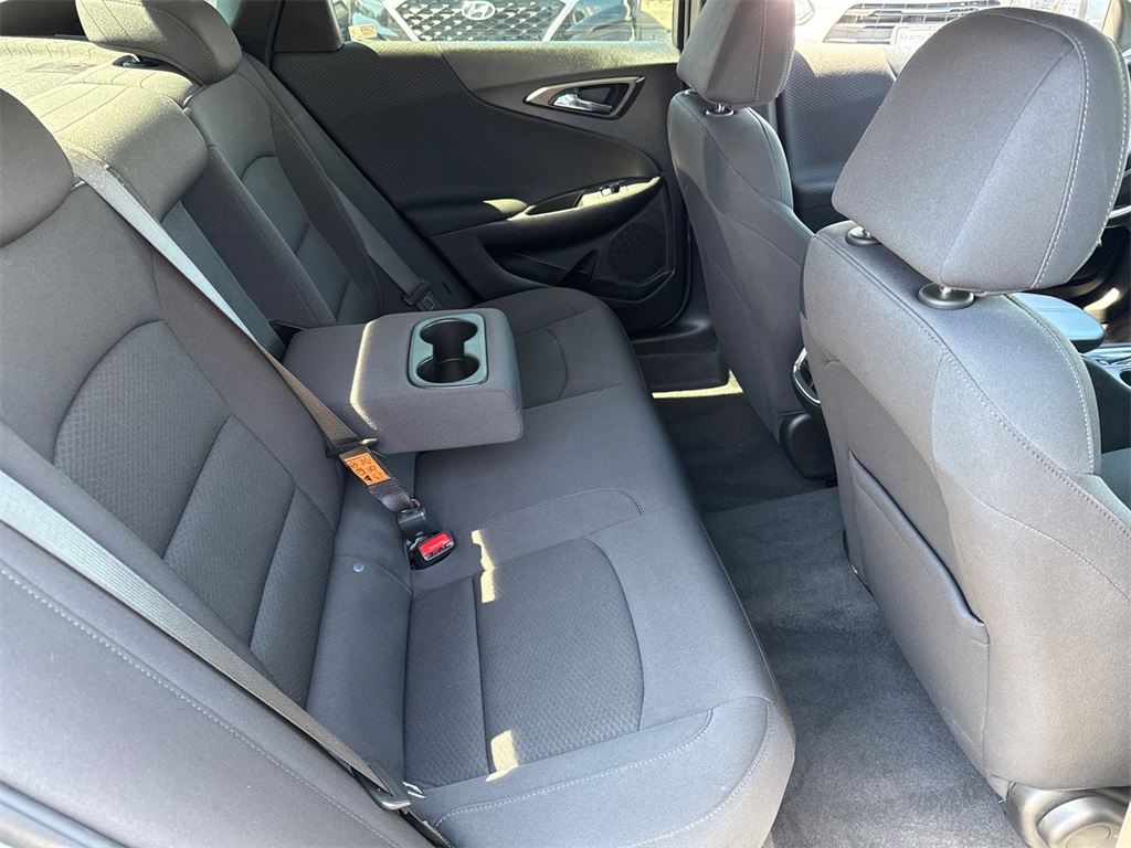 2023 Chevrolet Malibu 1LT photo 16