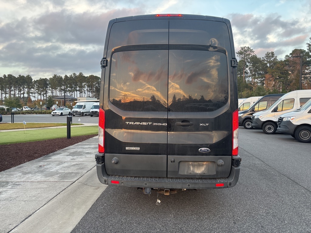 2016 Ford Transit XLT photo 4