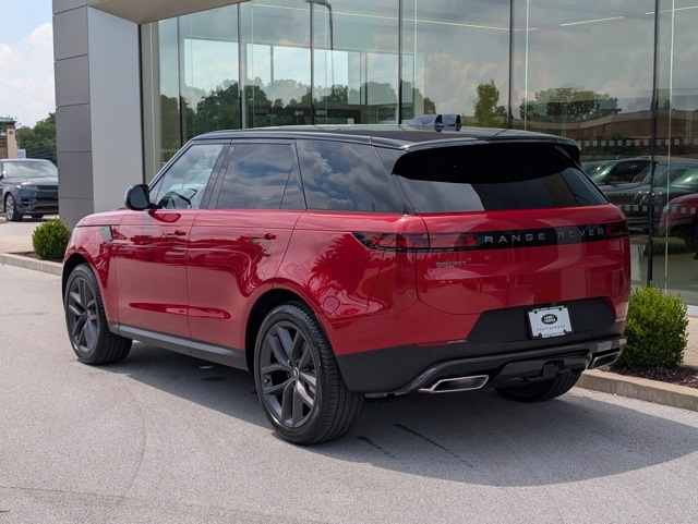 2025 Land Rover Range Rover Sport SE photo 3
