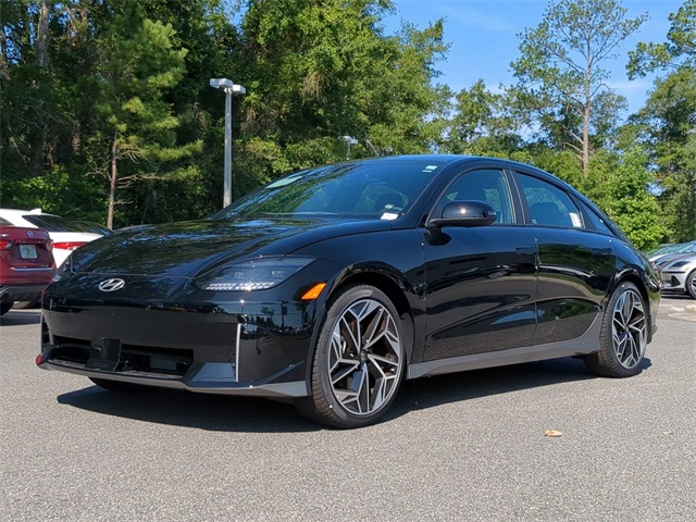 2023 Hyundai Ioniq 6 SEL photo 2