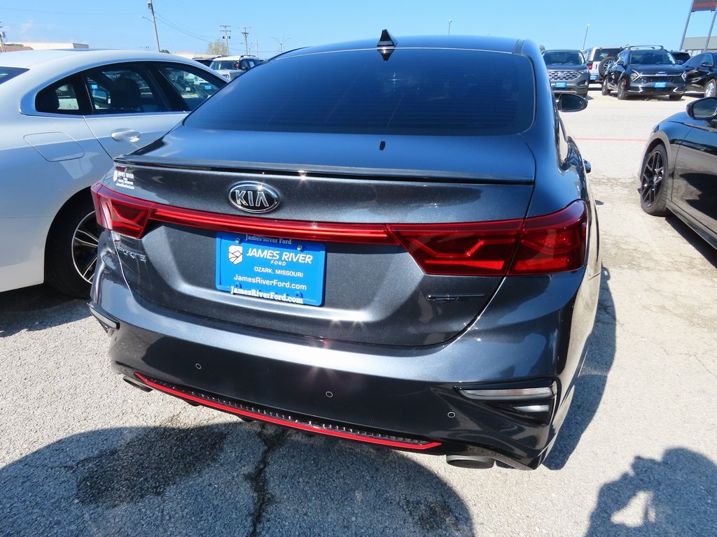 2021 Kia Forte GT photo 8