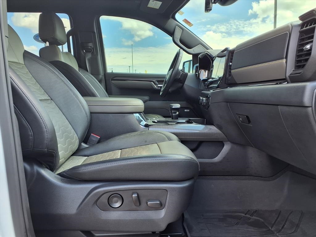 2023 Chevrolet Silverado 1500 ZR2 photo 8