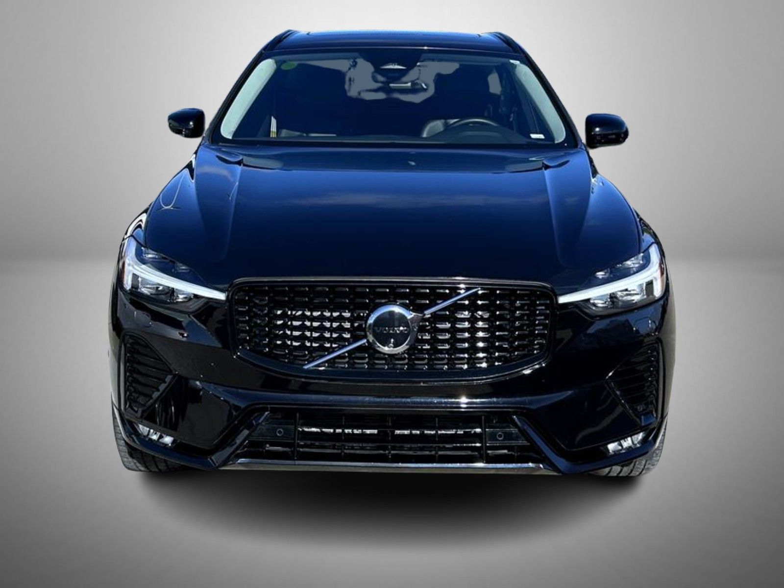 2024 Volvo XC60 B5 Plus photo 2