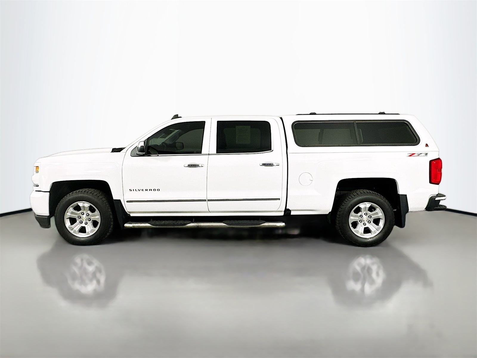 2017 Chevrolet Silverado 1500 LTZ photo 4