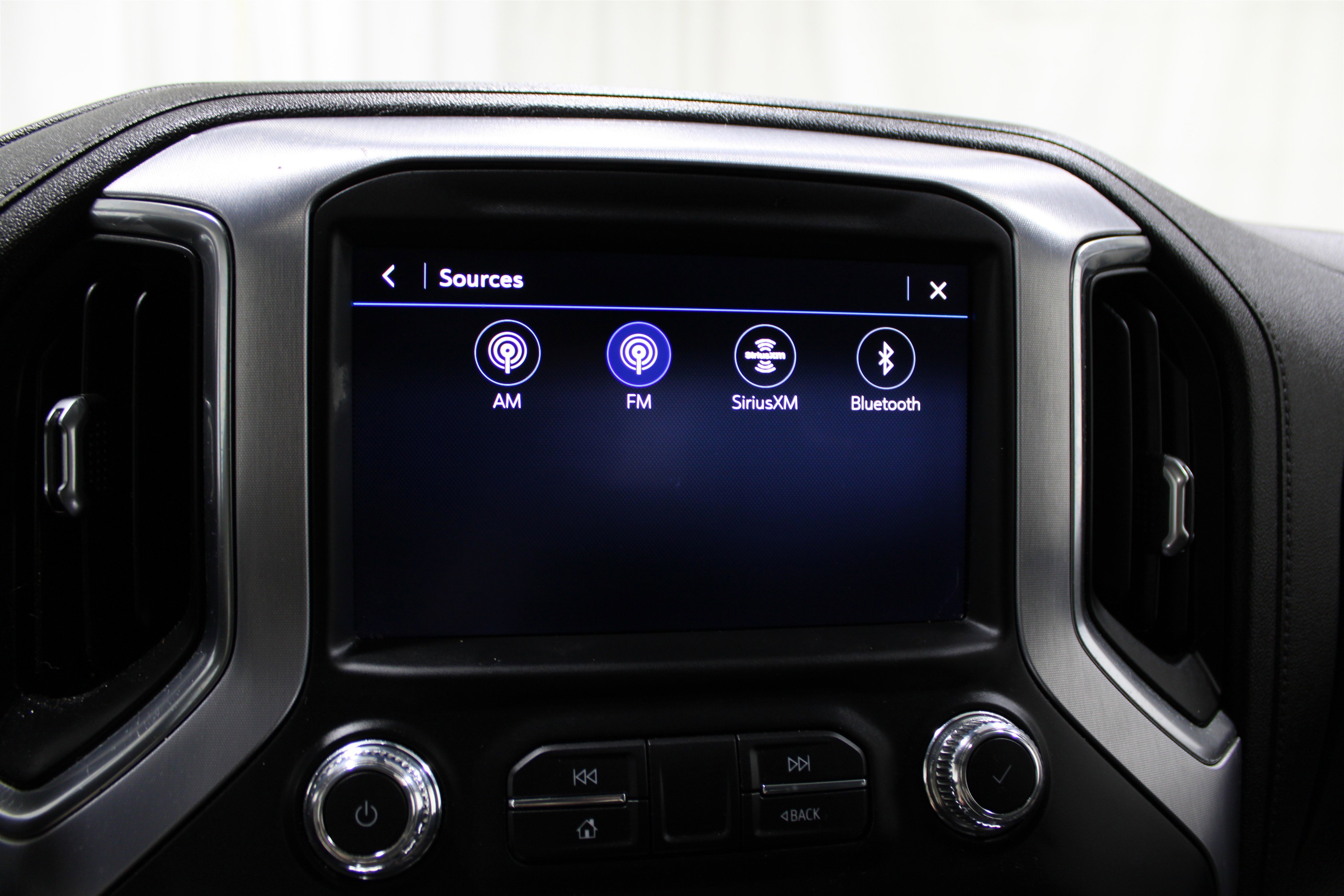 2021 Gmc Sierra 1500 SLT photo 4