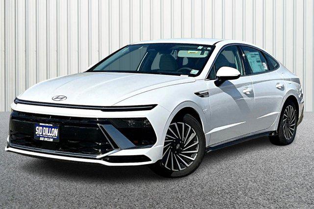 2025 Hyundai Sonata Hybrid SEL's photo