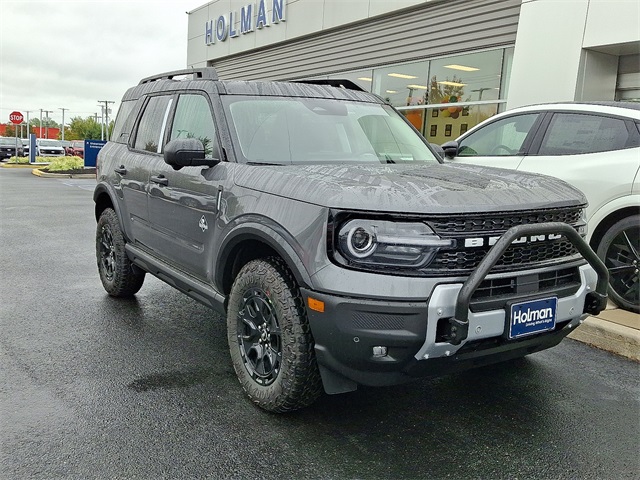 2025 Ford Bronco Sport Outer Banks photo 2