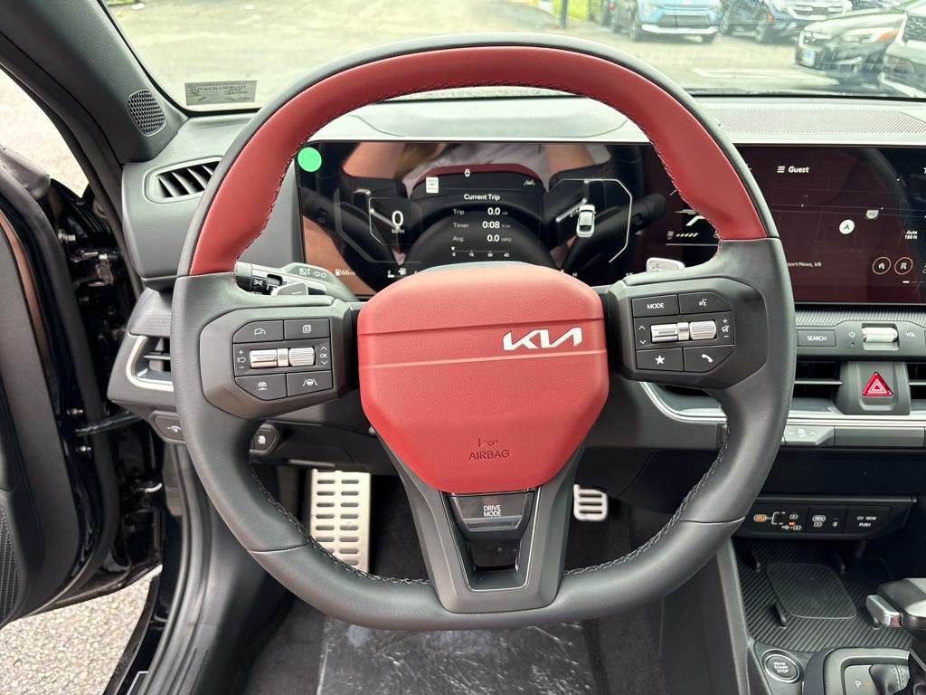 2025 Kia K4 GT-Line Turbo photo 16