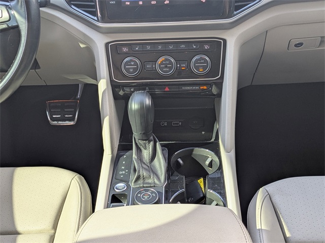2019 Volkswagen Atlas V6 SEL R-Line photo 17