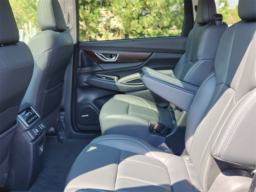 2024 Subaru Ascent Touring photo 10