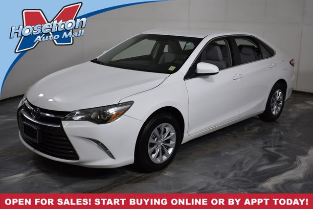 2016 Toyota Camry LE