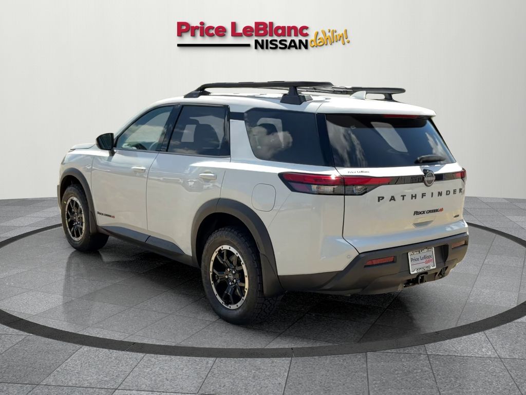 2025 Nissan Pathfinder Rock Creek photo 3