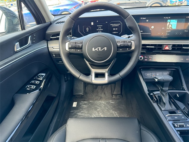 2025 Kia K5 EX photo 27